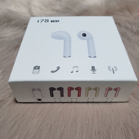 TWS Bluetooth Wireless Earbuds. - Picture 1 of 3